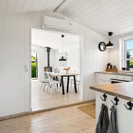 Kim - 250m From The Sea By Interhome Casa de Férias