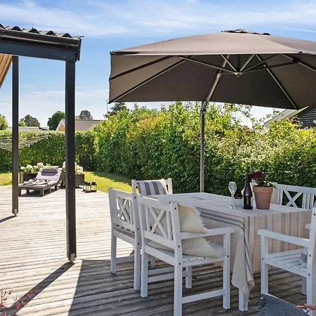 Ferienhaus Kim - 250m From The Sea By Interhome