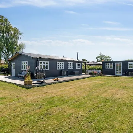Kim - 250m From The Sea By Interhome *